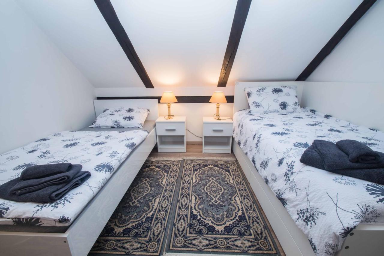 Apartment Jozefina *